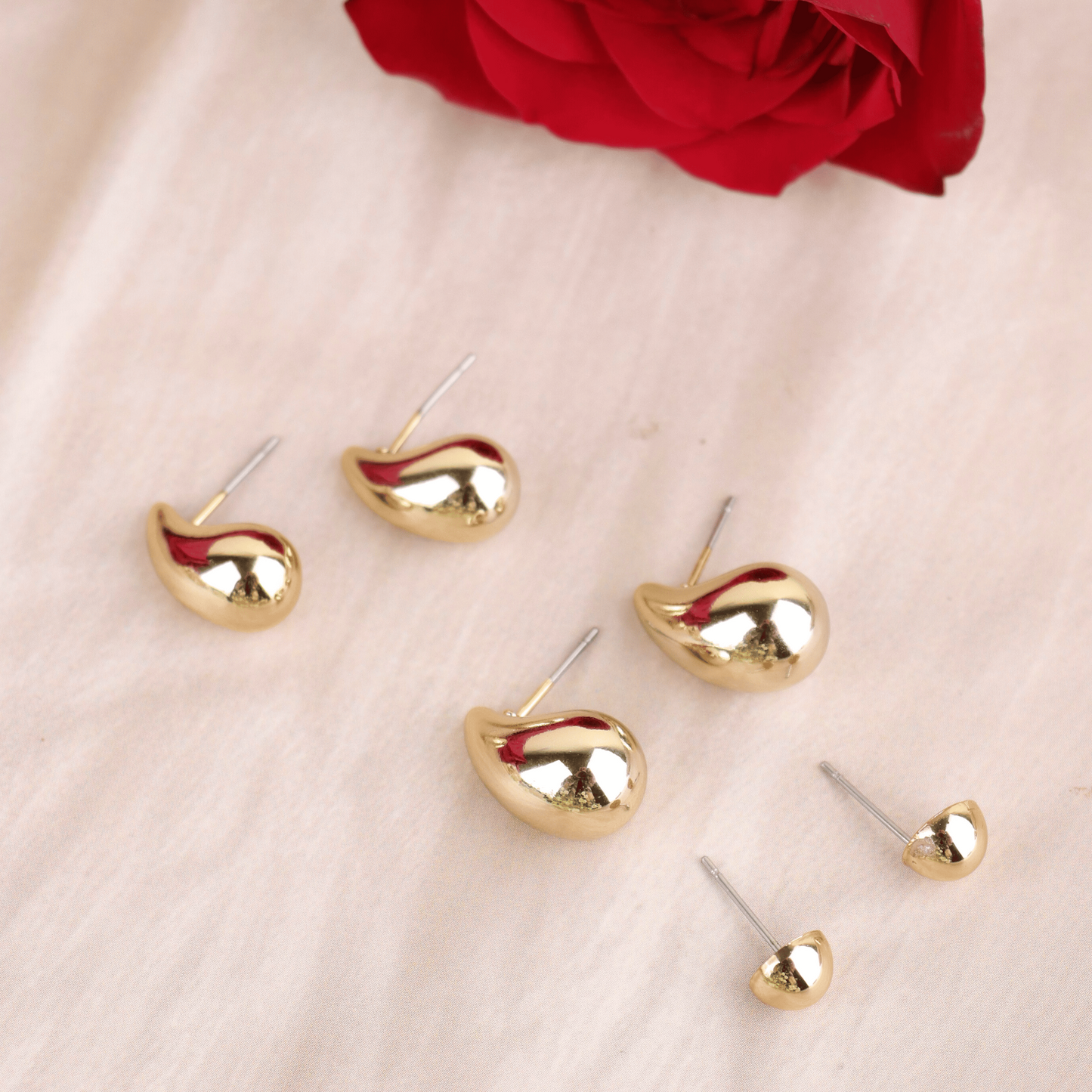 MIDAM™ Gold-Plated Anti-Tarnish Drop-Shaped Pendant & Earrings Set