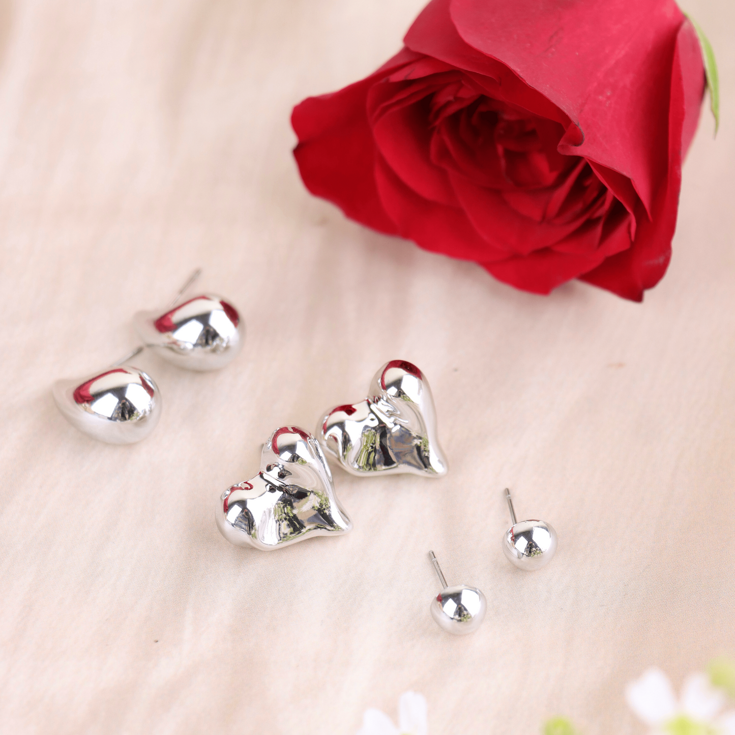 MIDAM™ Silver-Plated Anti-Tarnish Drop-Shaped Pendant & Earrings Set