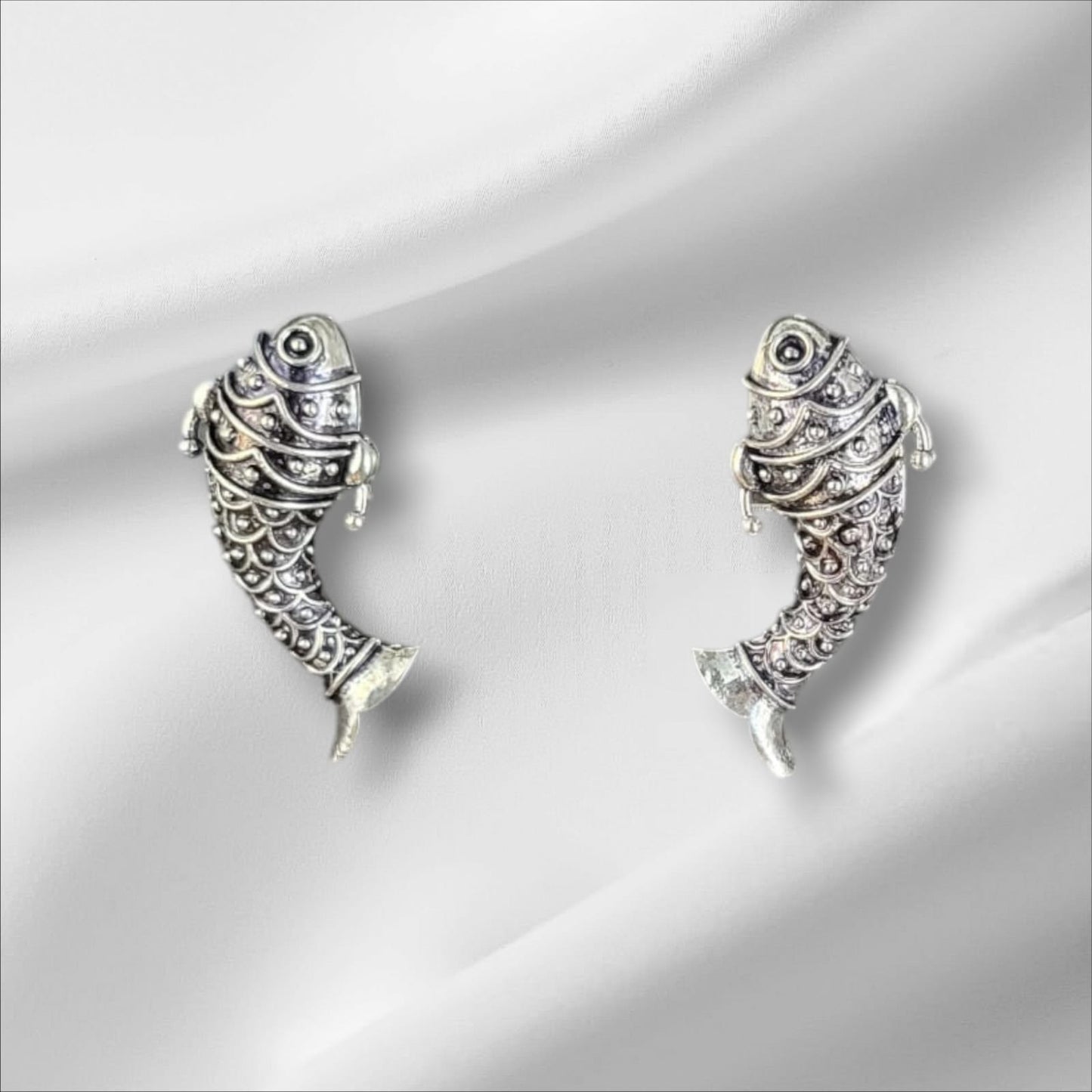 MIDAM™ German Oxidized Silver Fish Stud Earrings