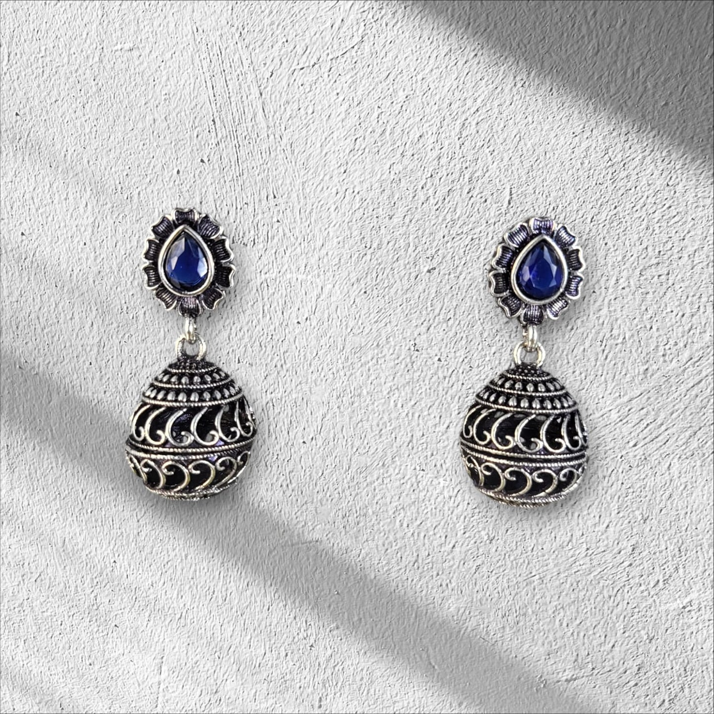 MIDAM™ German Oxidized Silver Round Drop Earrings